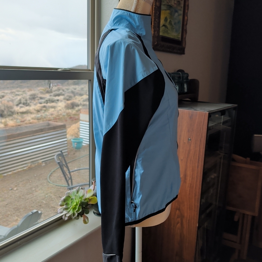 Gore Cycling Women's Size M Jacket With Zippered Arms Blue Black - Picture 4 of 13
